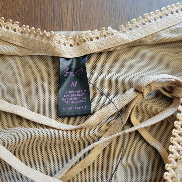 Frederick’s of Hollywood Lola Lee Nude Sheer Bodysuit Medium NWT Women’s - Picture 4 of 7